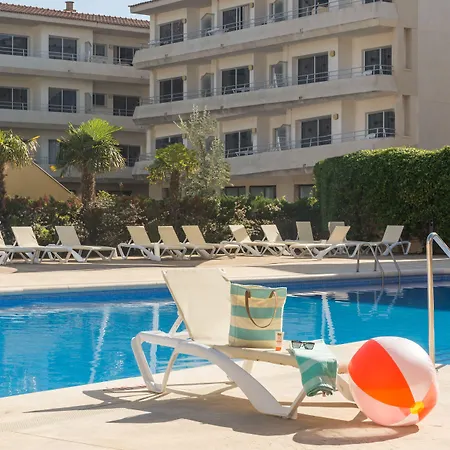 Family Rentalmar 4* סאלו